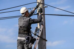 cable-technician