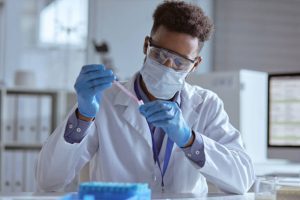 forensic-scientist